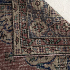 Iridessa - Oriental Vintage Rug, Collector's Edition