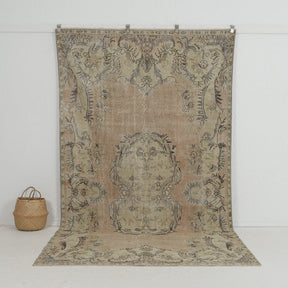 Olethea - Vintage Turkish Area Rug