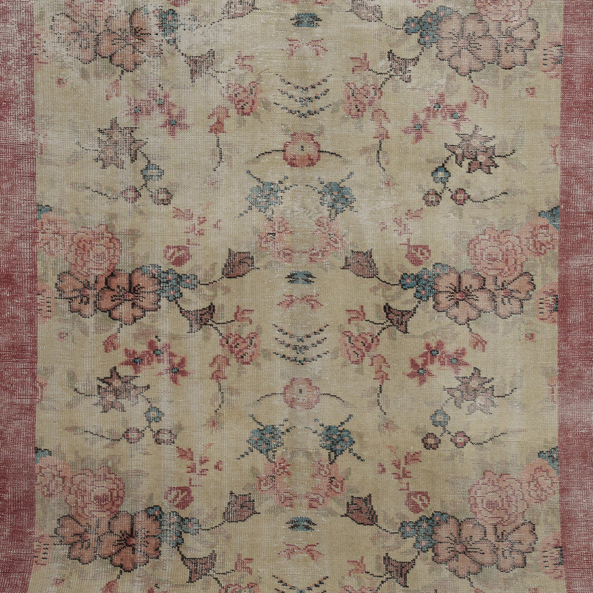 Perlaine - Vintage Turkish Area Rug