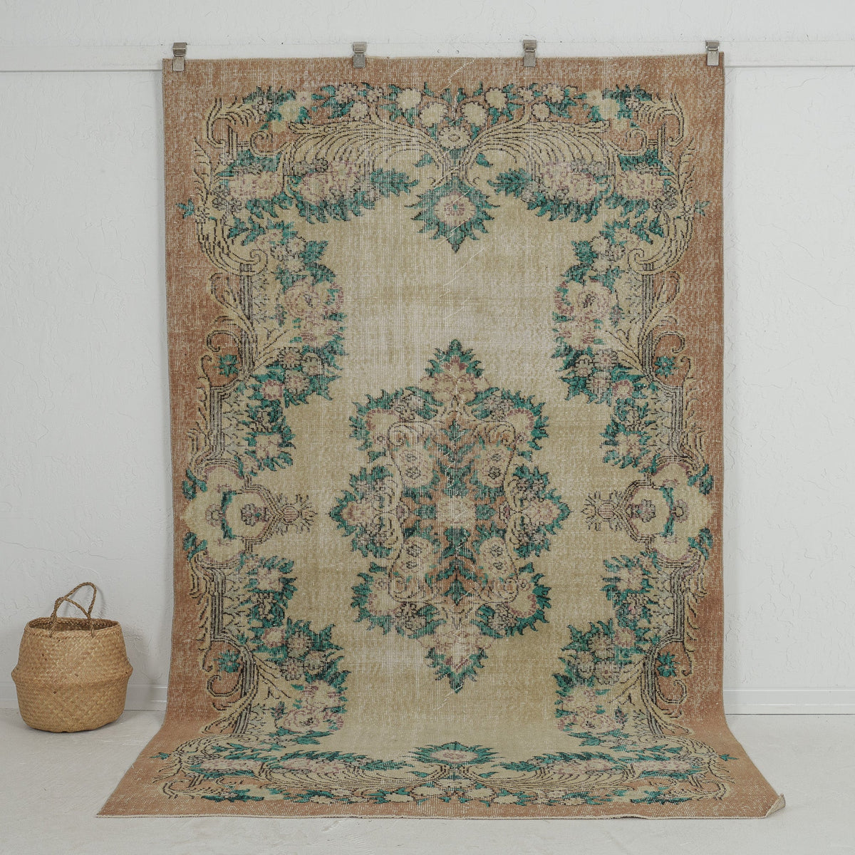 Zinneth - Vintage Turkish Area Rug