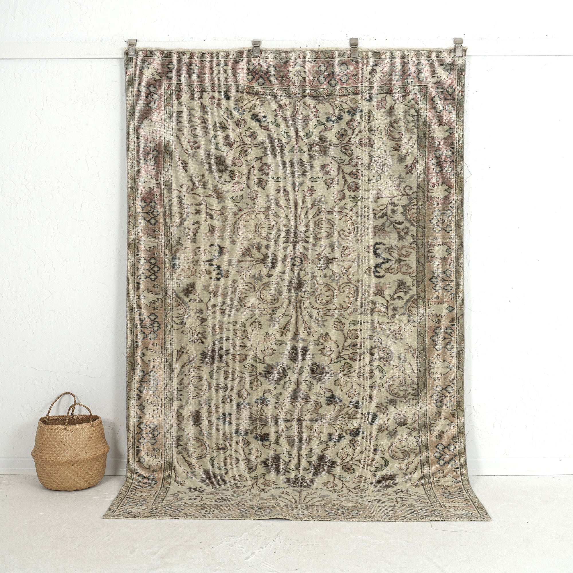 Bethany - Dining Room Rug, Authentic Oriental Design