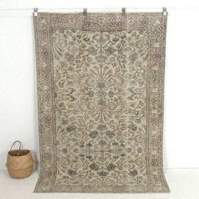 Bethany - Oriental Rug, Exquisite Antique Design