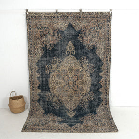 Pippa - Dining Room Rug, Elegant Oriental Style