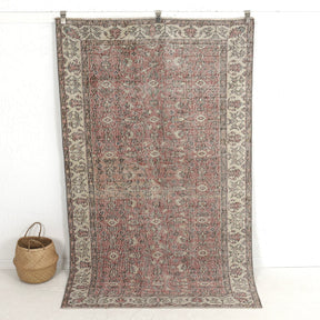 Adrienne - Persian Rug, Handcrafted & Timeless