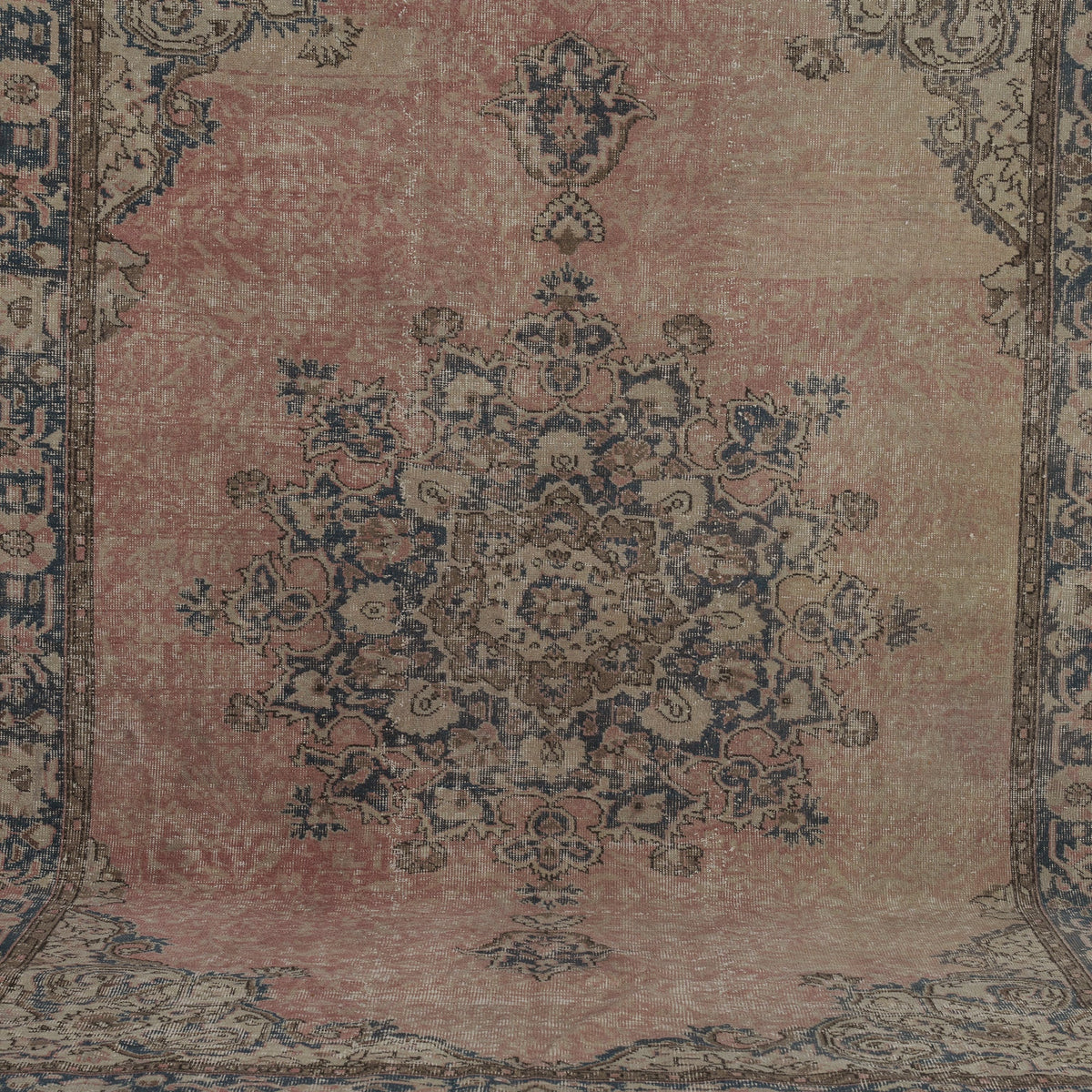 Dahliah - Vintage Turkish Area Rug