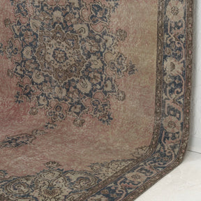 Dahliah - Dining Room Rug, Elegant Oriental Style