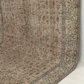 Dervilla - Oriental Rug, Handcrafted for Luxury Living