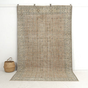 Desirae - Oriental Vintage Rug, Collector's Edition