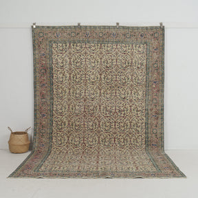 Lyricelle - Vintage Turkish Area Rug