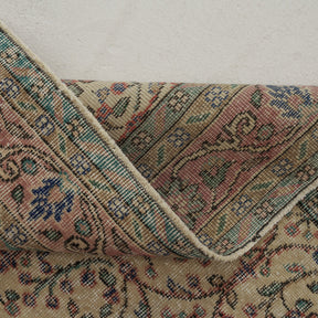 Lyricelle - Vintage Turkish Area Rug