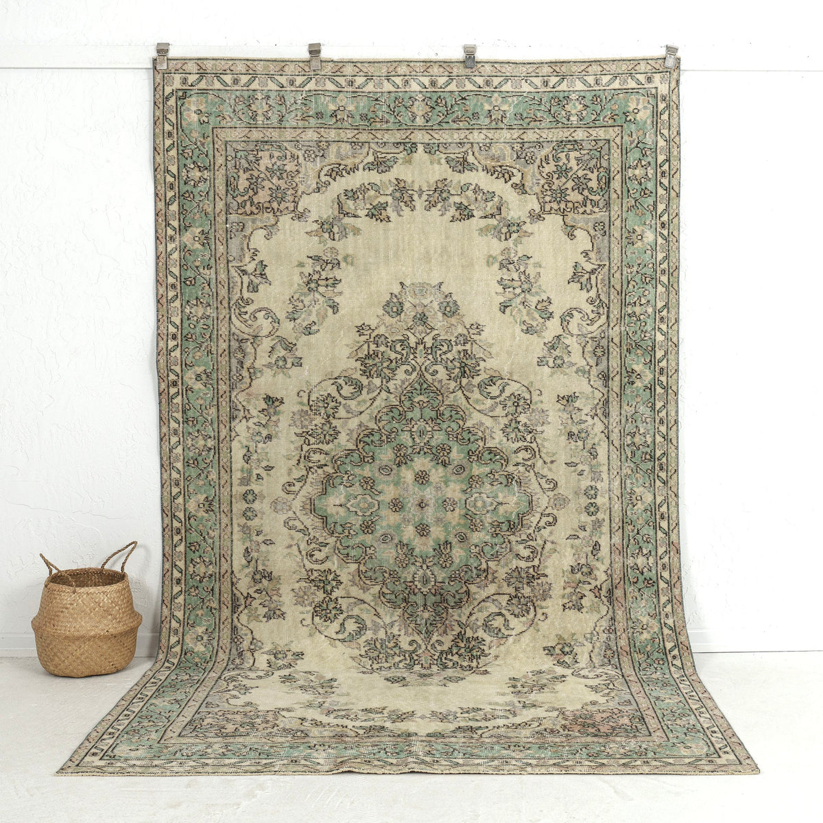 Selindra - Vintage Turkish Area Rug