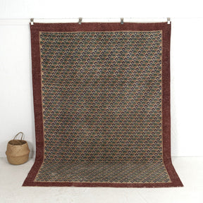 Luvina - Persian Rug, Handcrafted & Timeless