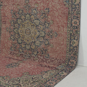 Sorinae - Vintage Turkish Area Rug