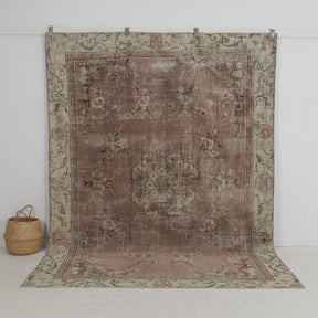 Cyris - Vintage Turkish Area Rug