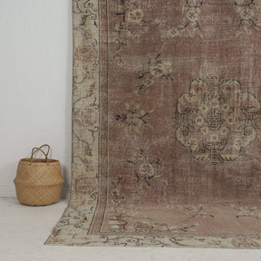 Cyris - Vintage Turkish Area Rug