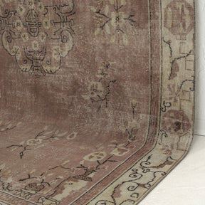 Cyris - Oriental Rug, Exquisite Antique Design