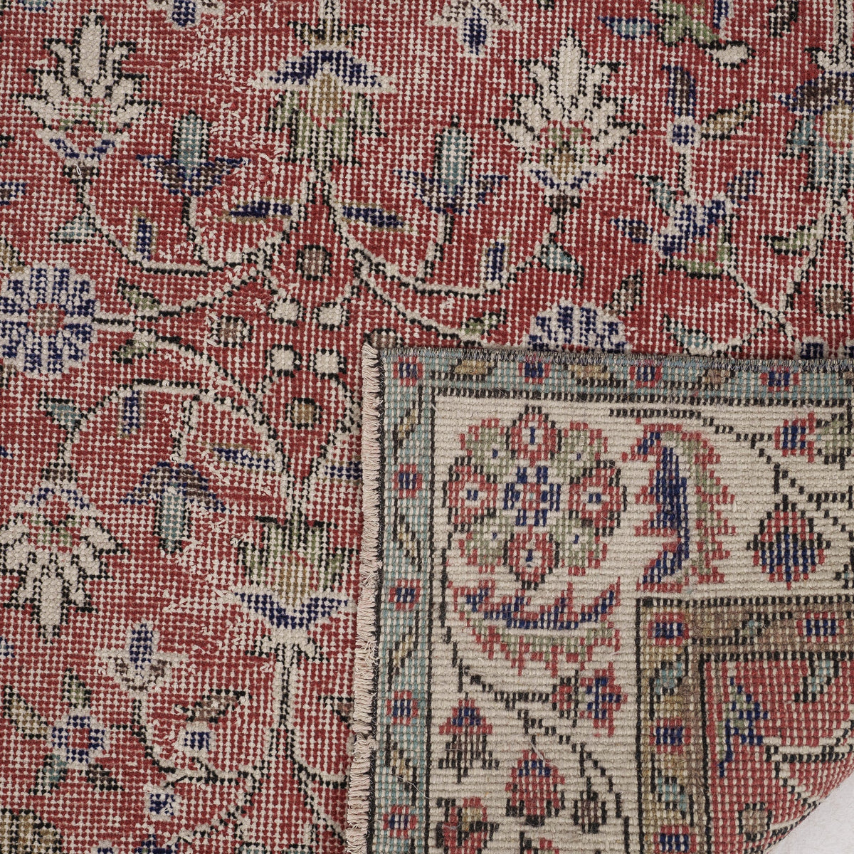 Cleora - Vintage Turkish Small Rug