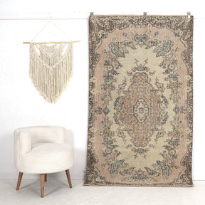 Dextra - Classic Turkish Rug, Vintage Heritage