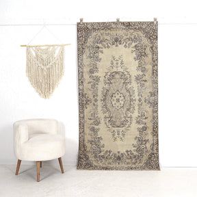 Daisha - Oriental Rug, Handcrafted for Luxury Living