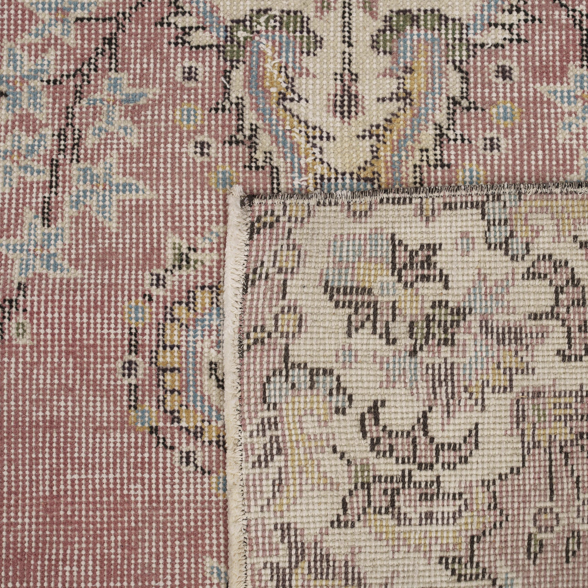 Eirlys - Vintage Turkish Small Rug