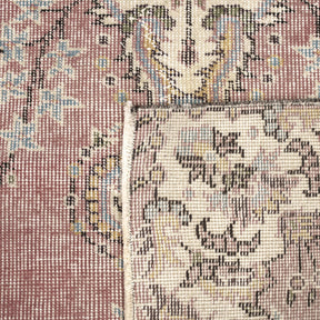 Eirlys - Oriental Rug, Exquisite Antique Design