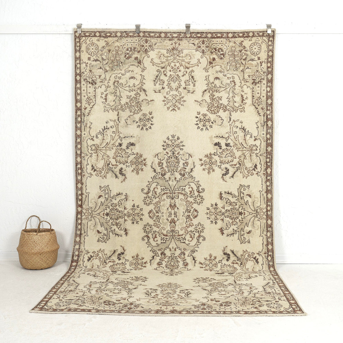 Shirley - Classic Turkish Rug, Vintage Heritage