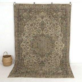 Hestia - Dining Room Rug, Classic Artisan Crafted