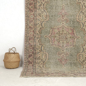 Taborri - Oriental Rug, Handcrafted for Luxury Living