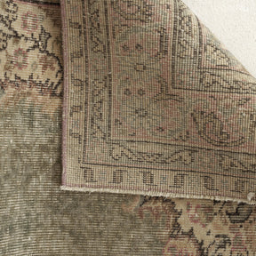 Taborri - Handmade Turkish Rug, Rich in Tradition