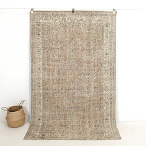 Olesia - Oriental Rug, Handcrafted for Luxury Living