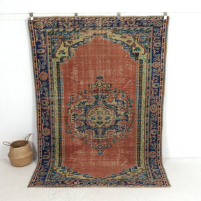 Hilda - Dining Room Rug, Classic Artisan Crafted