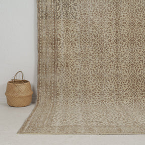 Authentic 7x10 area rug from turkish, in subtle beige tones