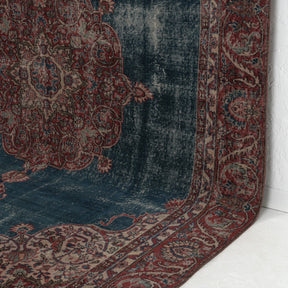 Ofelia - Oriental Vintage Rug, Collector's Edition