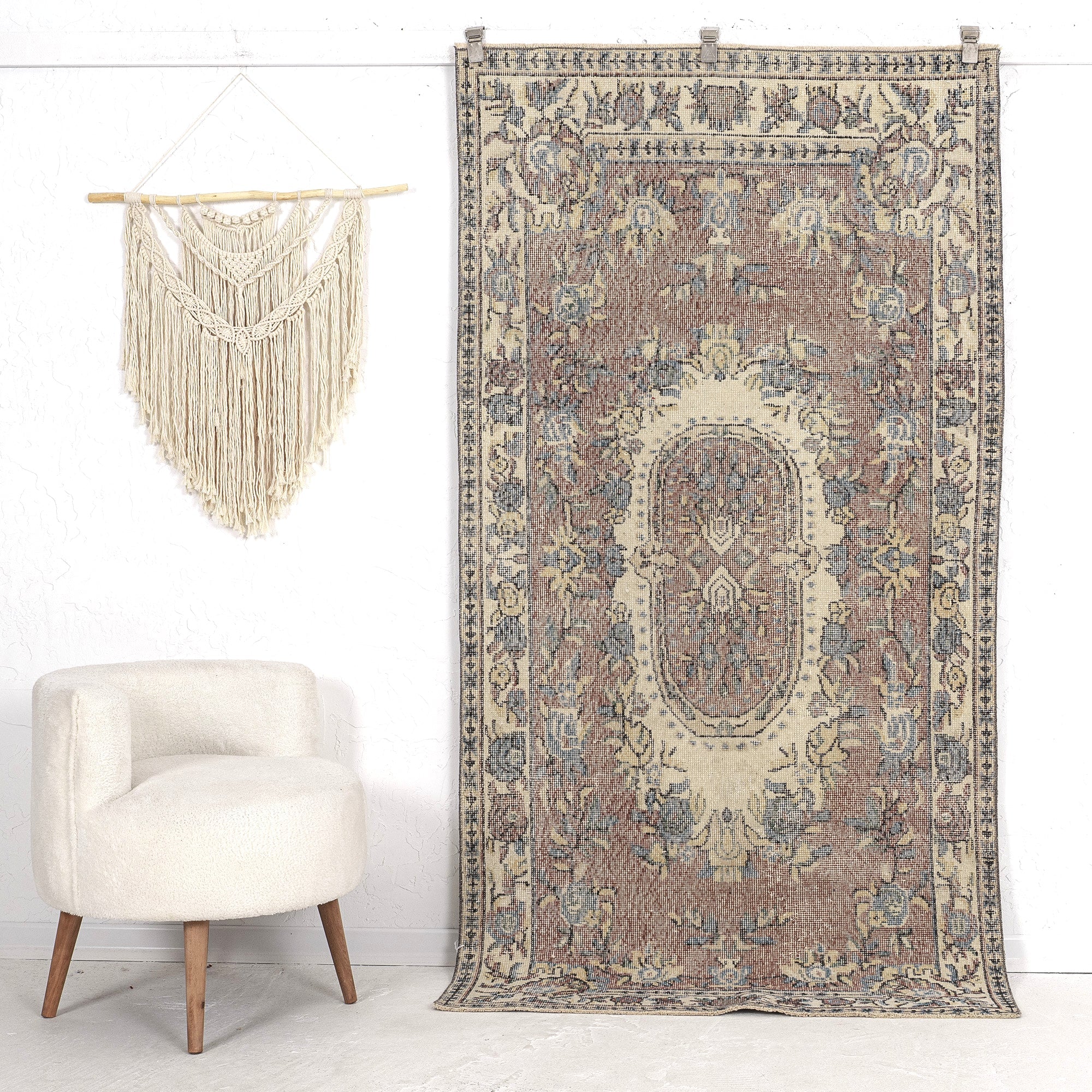 Fenella - Persian Rug, Handcrafted & Timeless