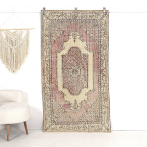 Farica - Oriental Vintage Rug, Collector's Edition