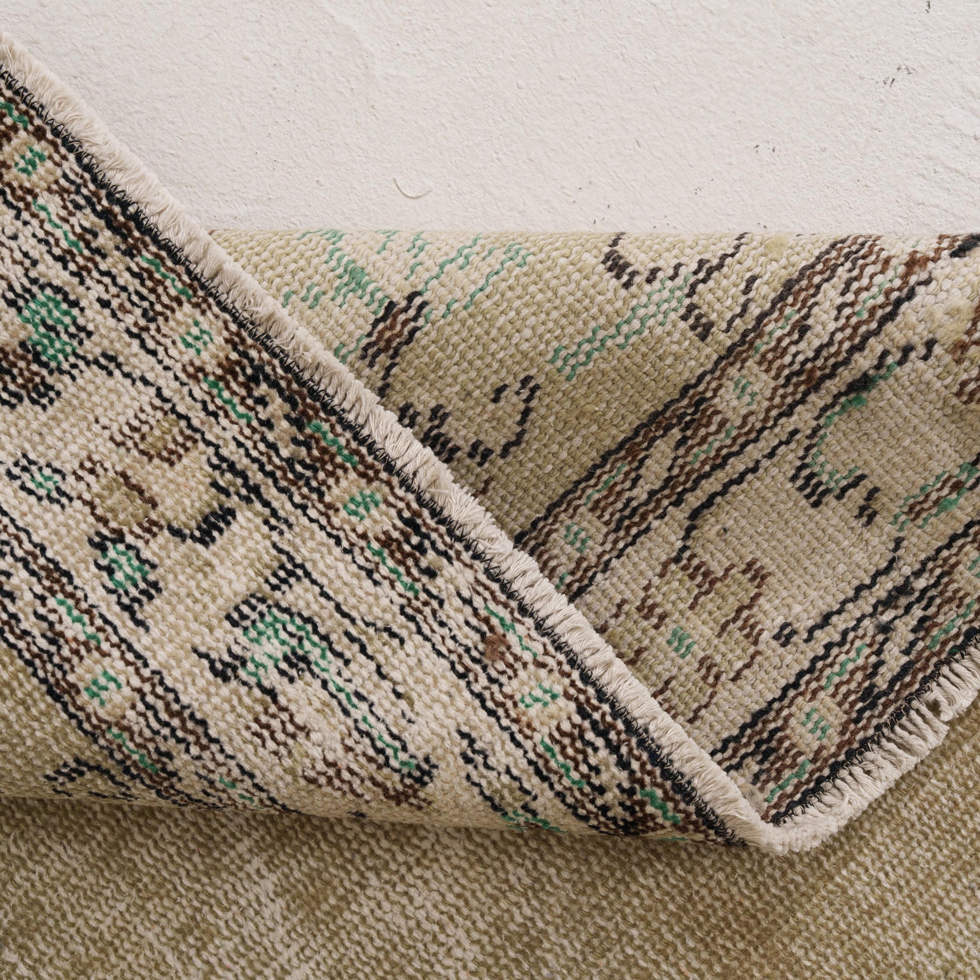 Oriental 5x9 Green Rug