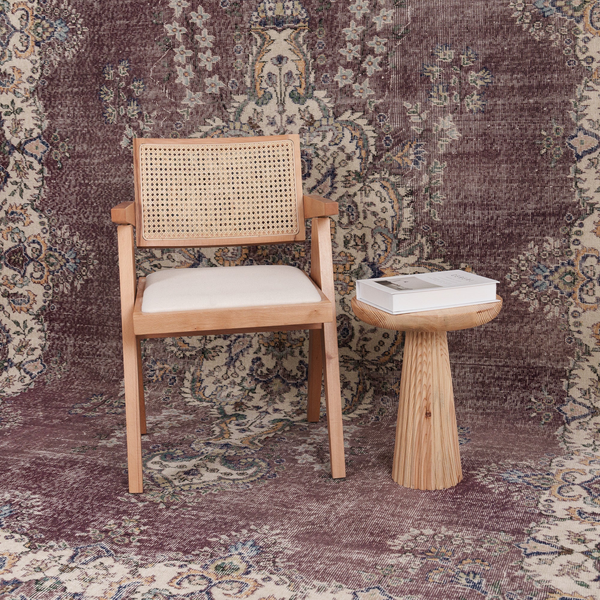 Zelarise - Vintage Turkish Area Rug
