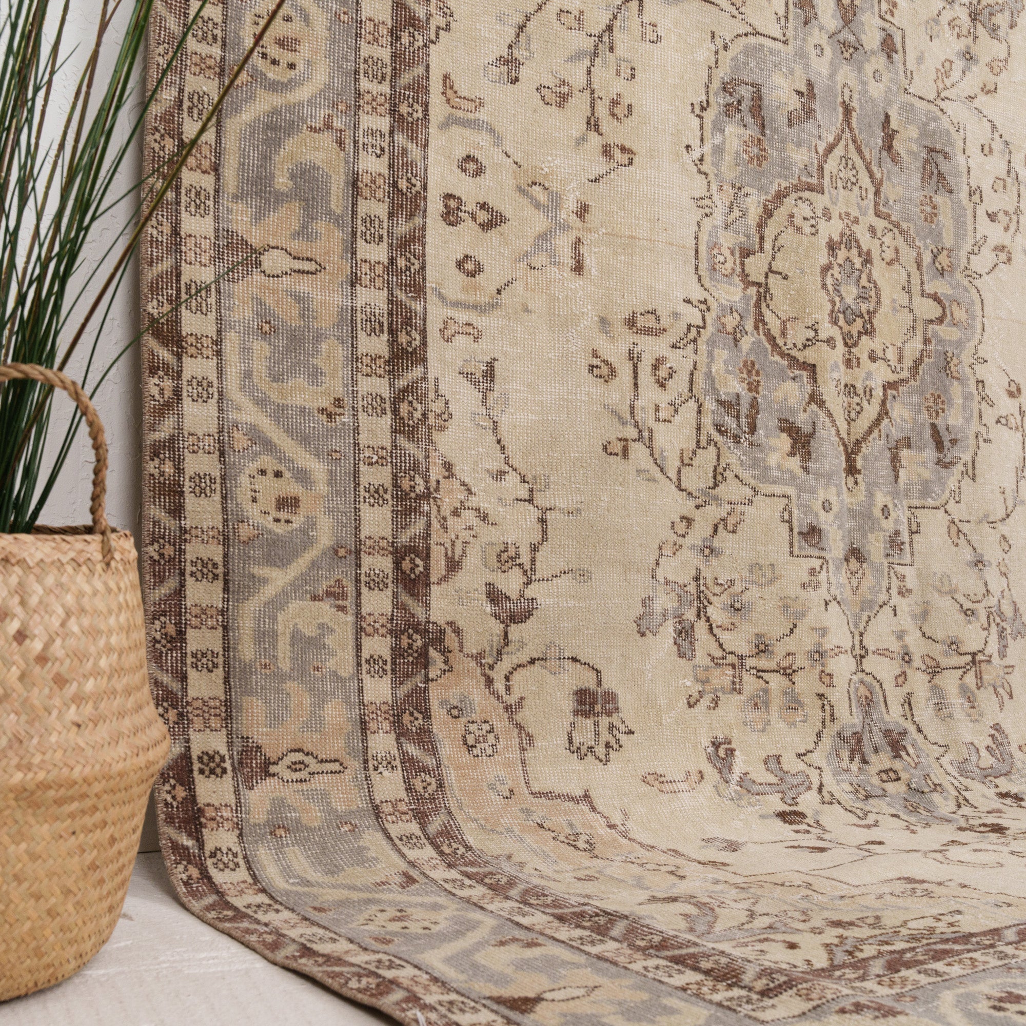 6x9 Persian Rug