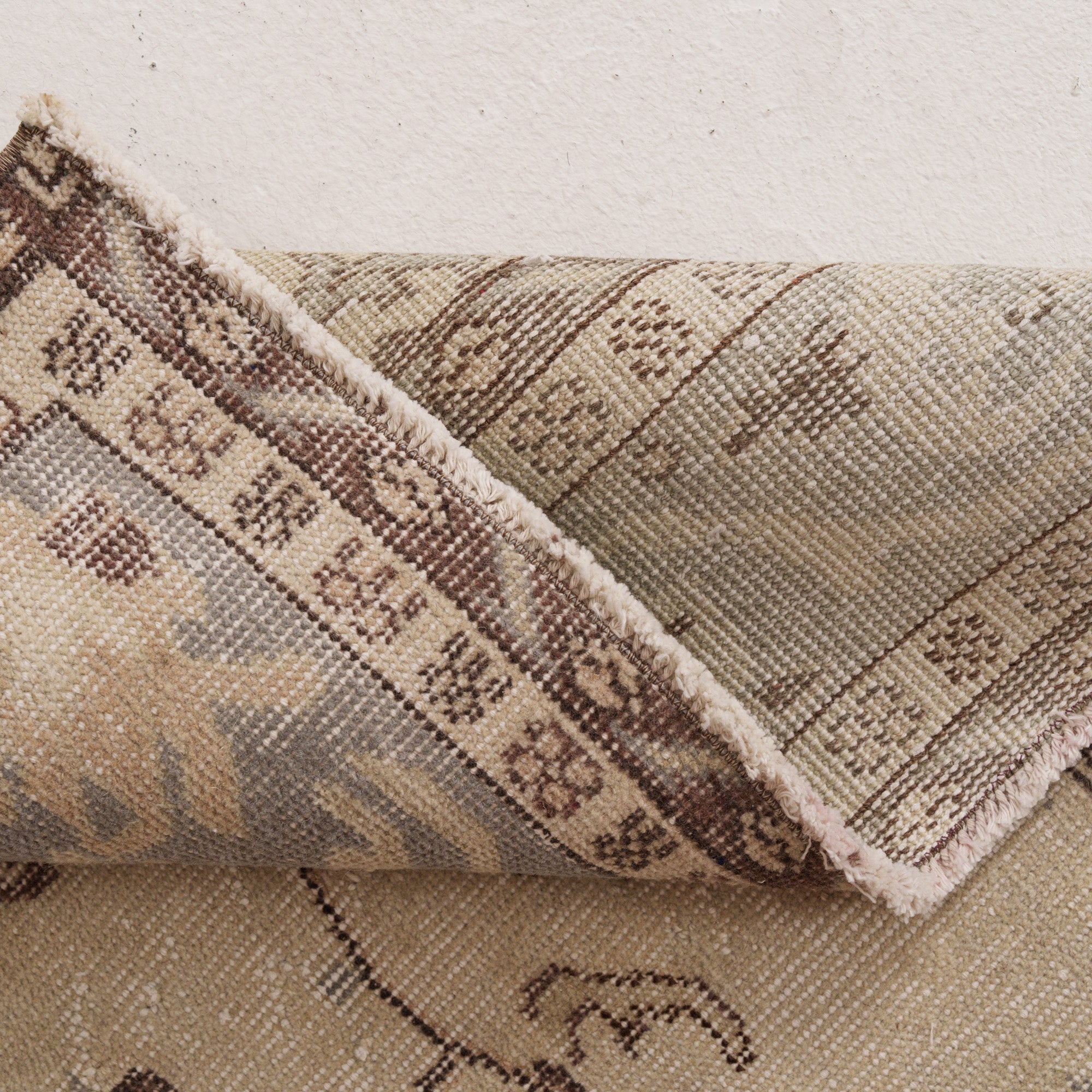 Oriental 6x9 Beige Rug