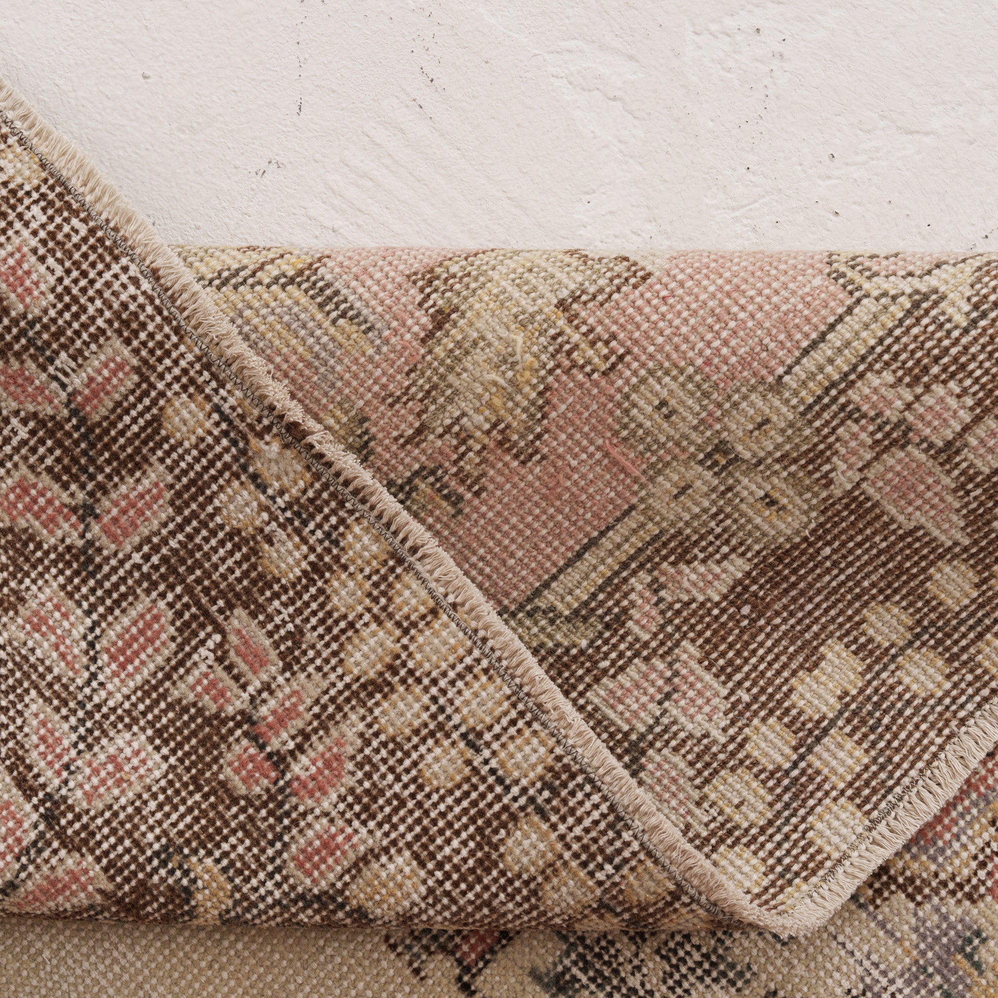 Oriental 5x9 Pink Rug