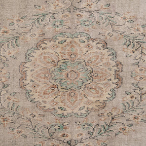 5x9 Vintage Rug