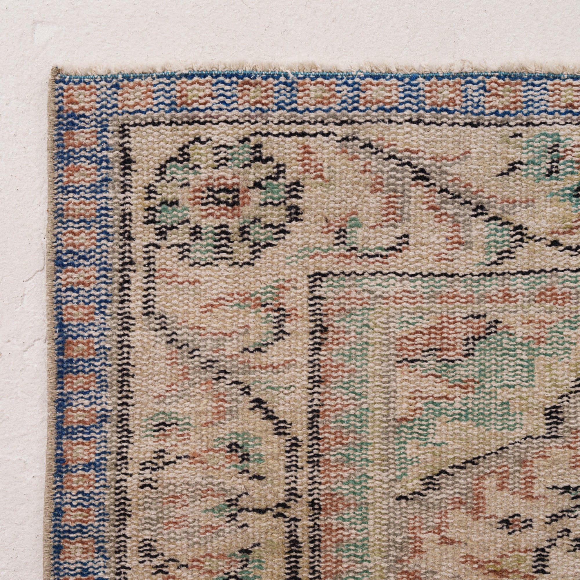 Handmade Vintage Rug