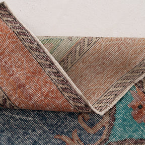 Oriental 7x10 Blue Rug
