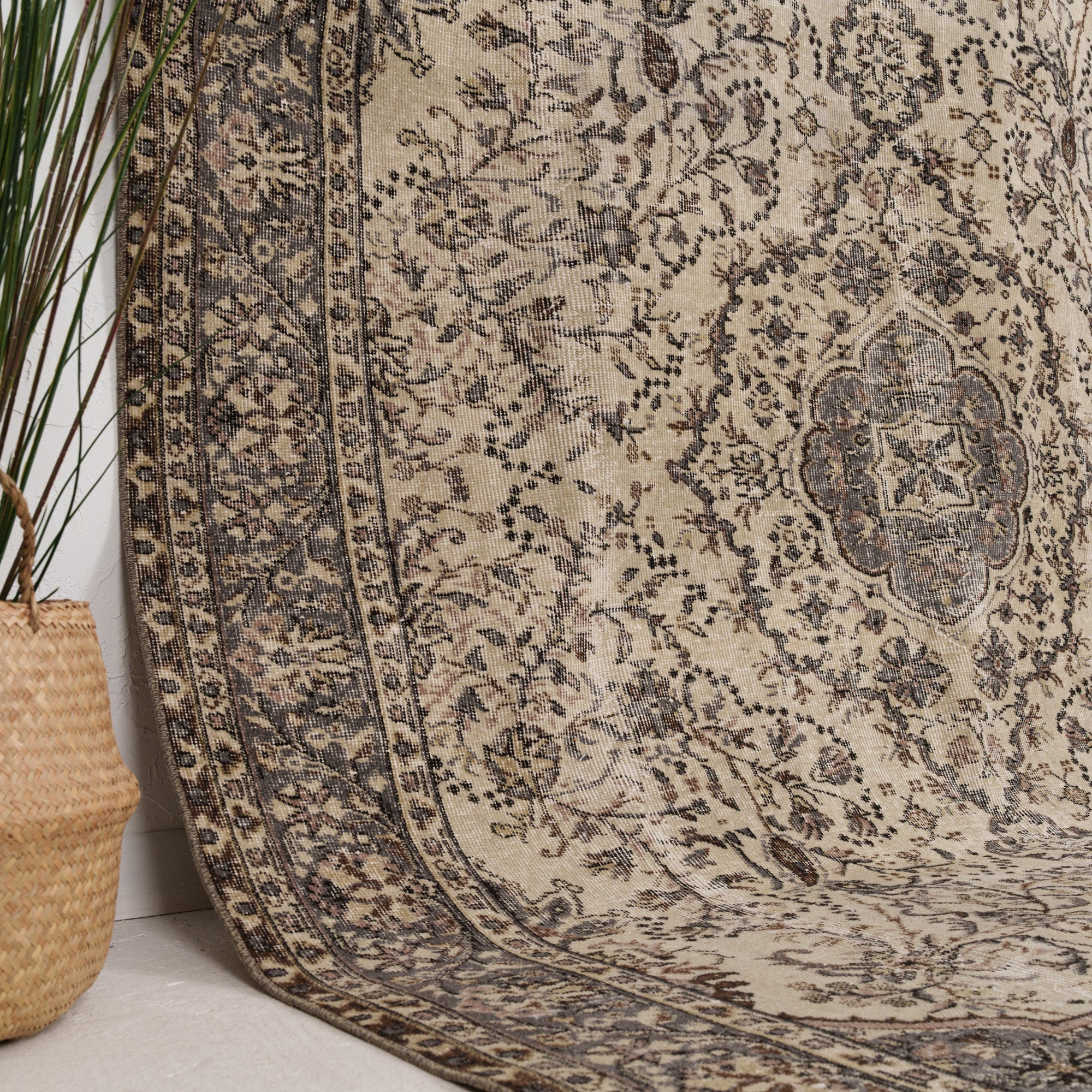 7x10 Persian Rug