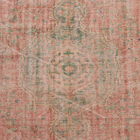 6x9 Vintage Rug
