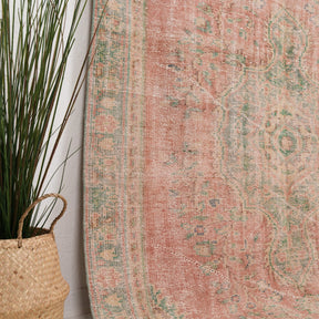 6x9 Persian Rug