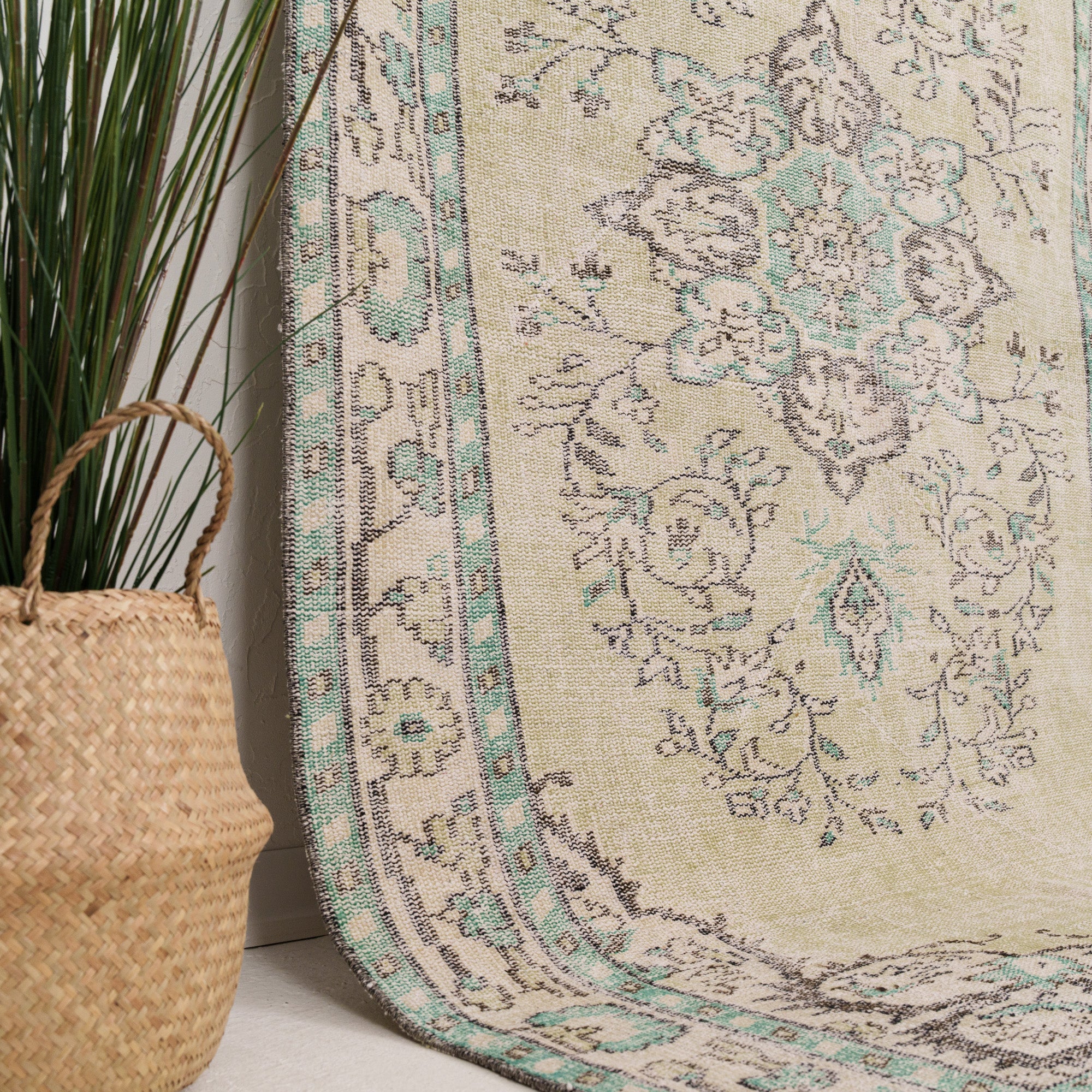 5x8 Persian Rug
