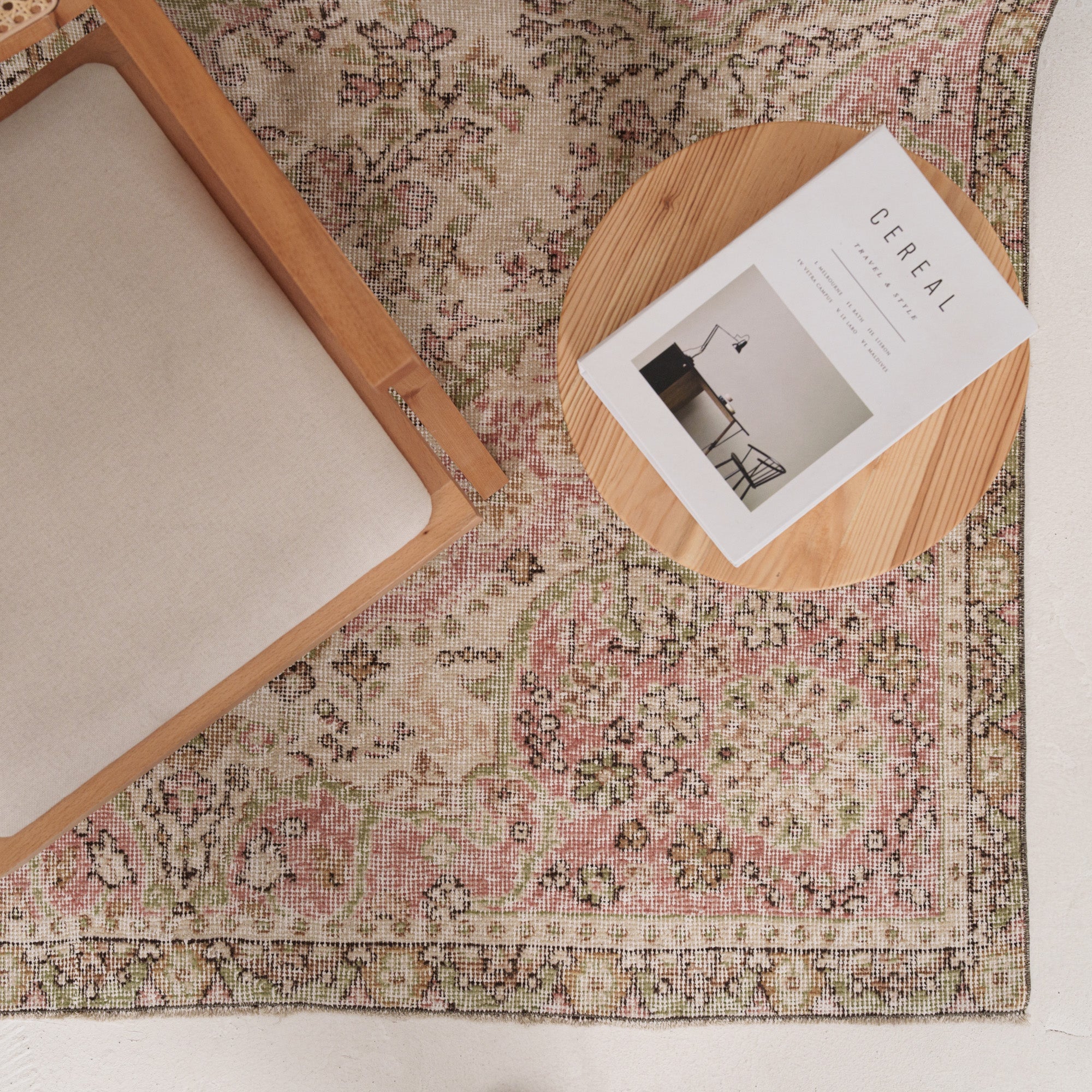 5x10 Beige Turkish Rug