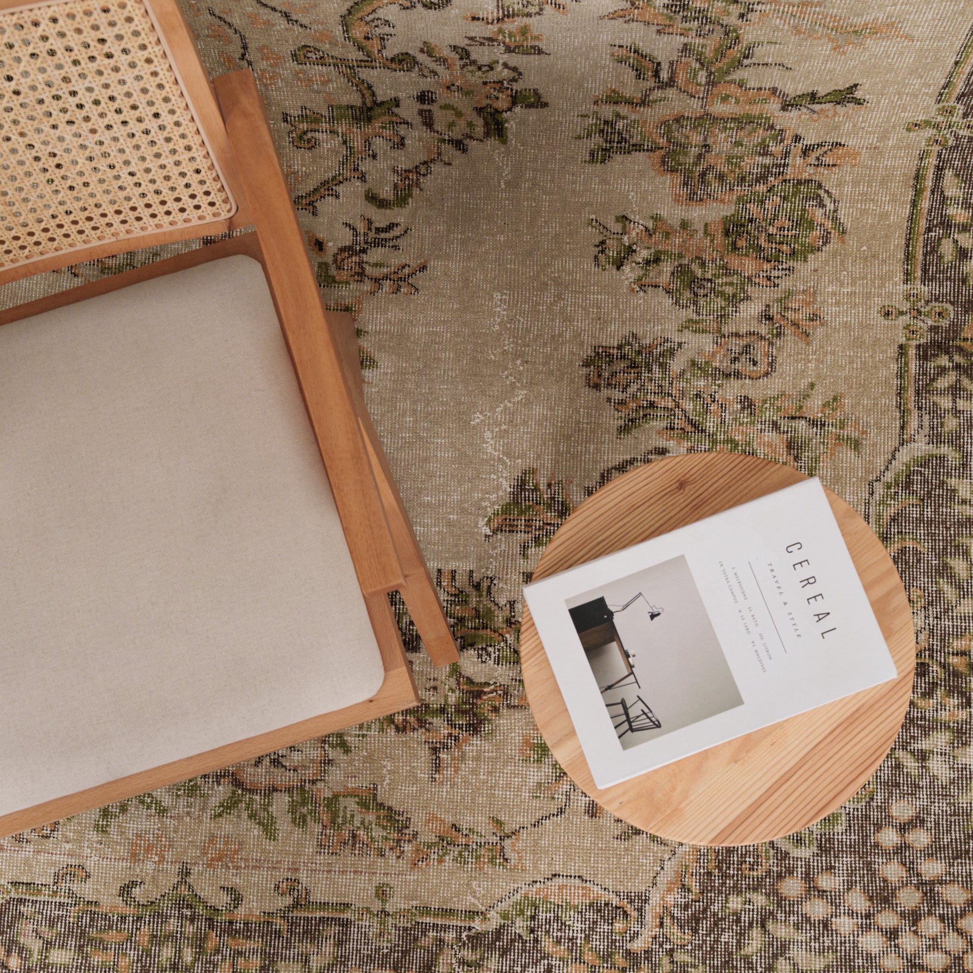 7x10 Beige Turkish Rug