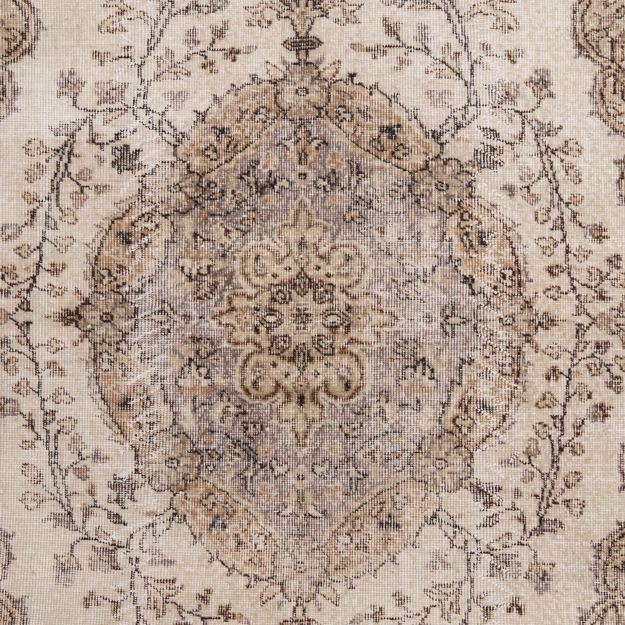 6x9 Vintage Rug